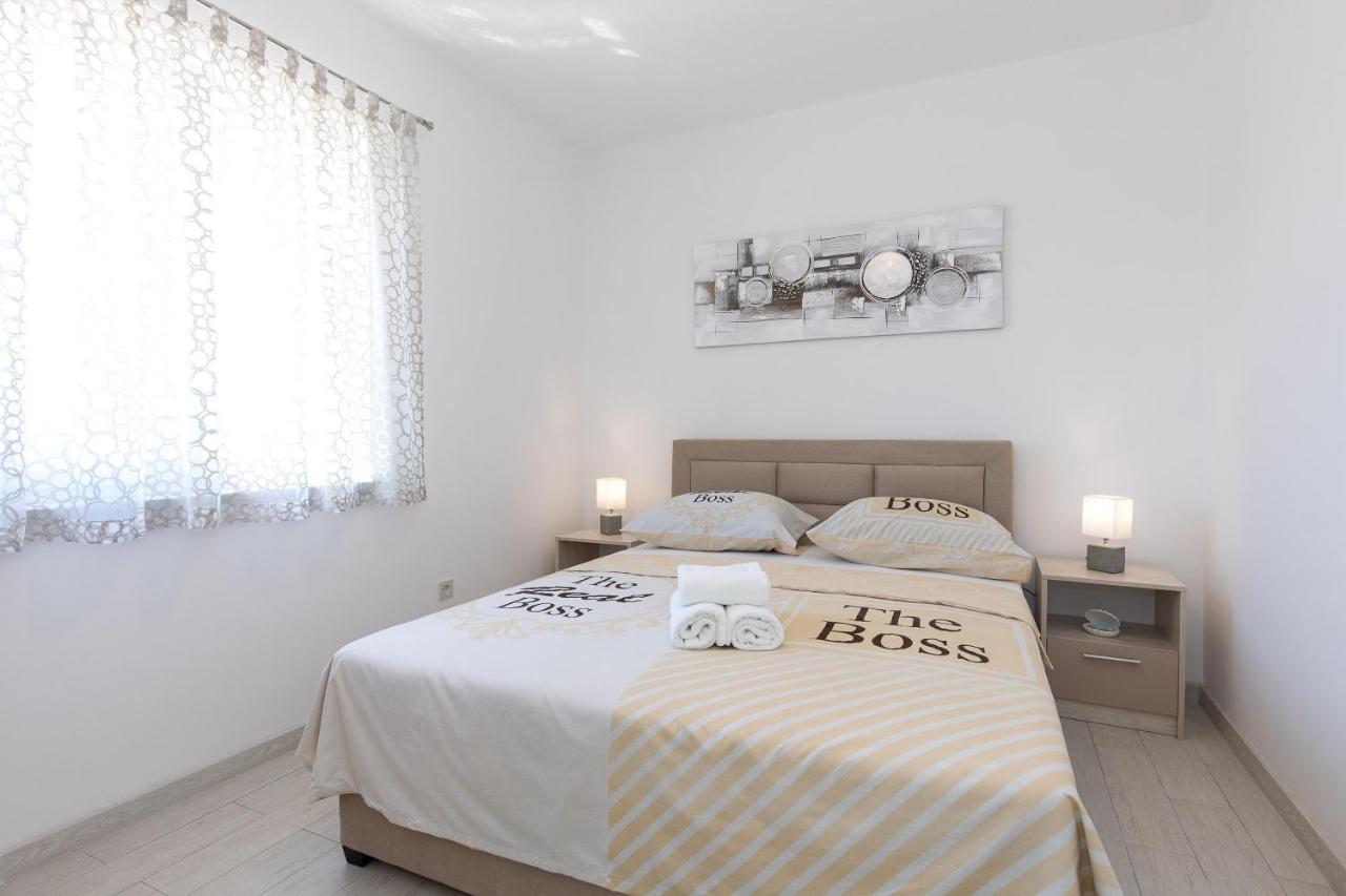 Apartment Oleander Punat Exterior foto