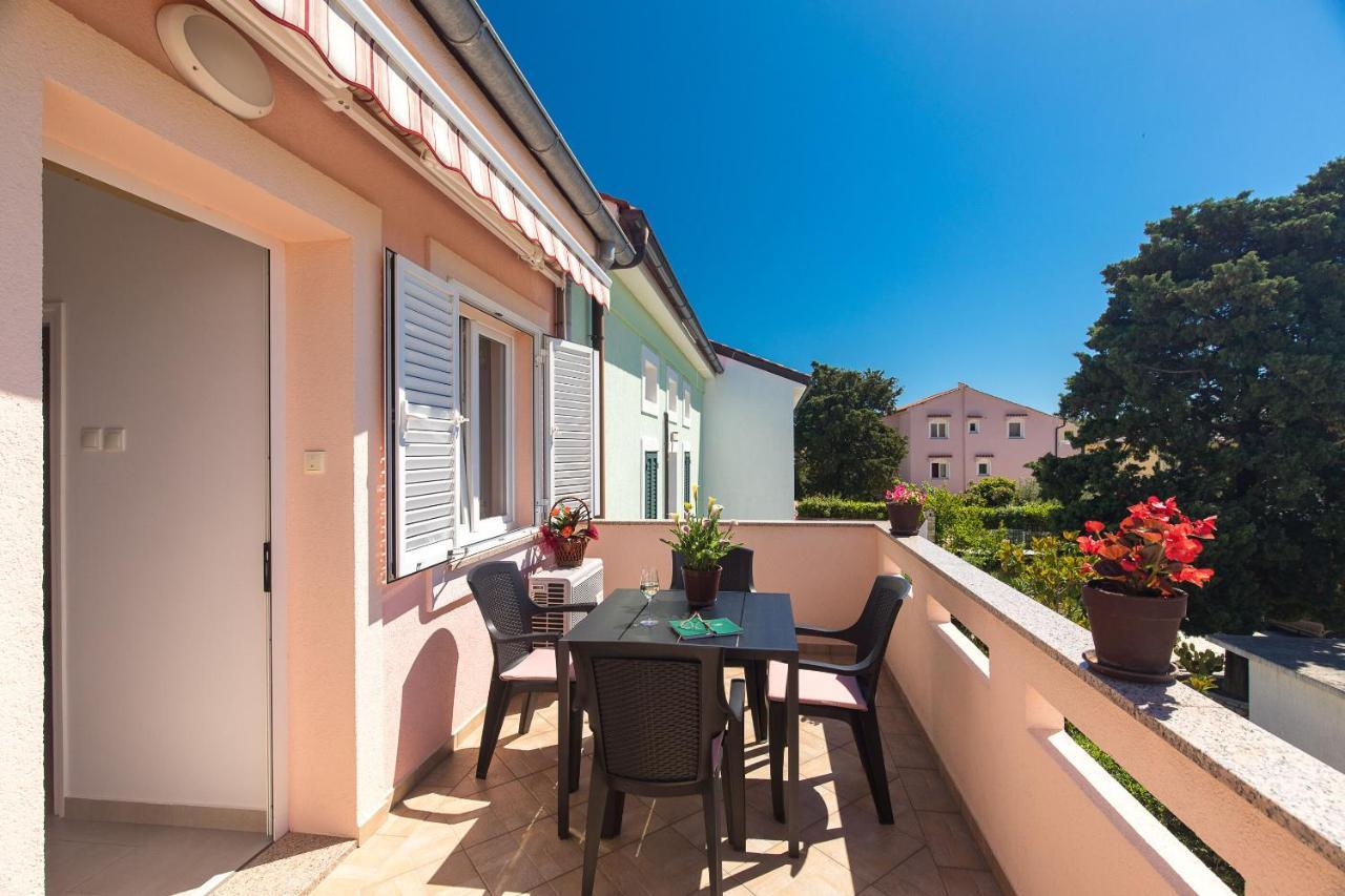 Apartment Oleander Punat Exterior foto